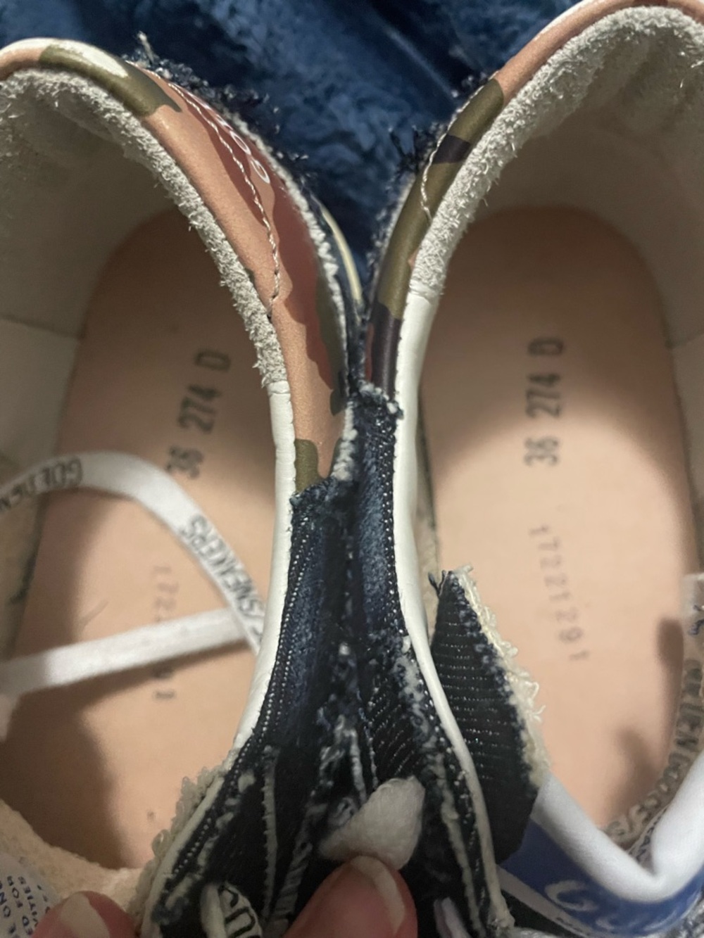 Limited Edition Golden Goose superstars36 - Picture 5 of 8